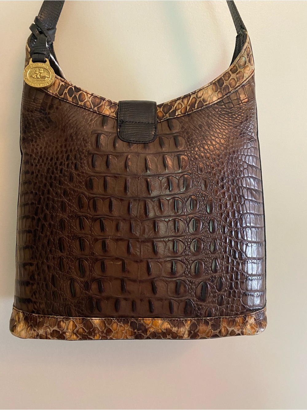 Brahmin Brown Croc-Embossed Shoulder Bag with Gold Medallion - Picture 4 of 7
